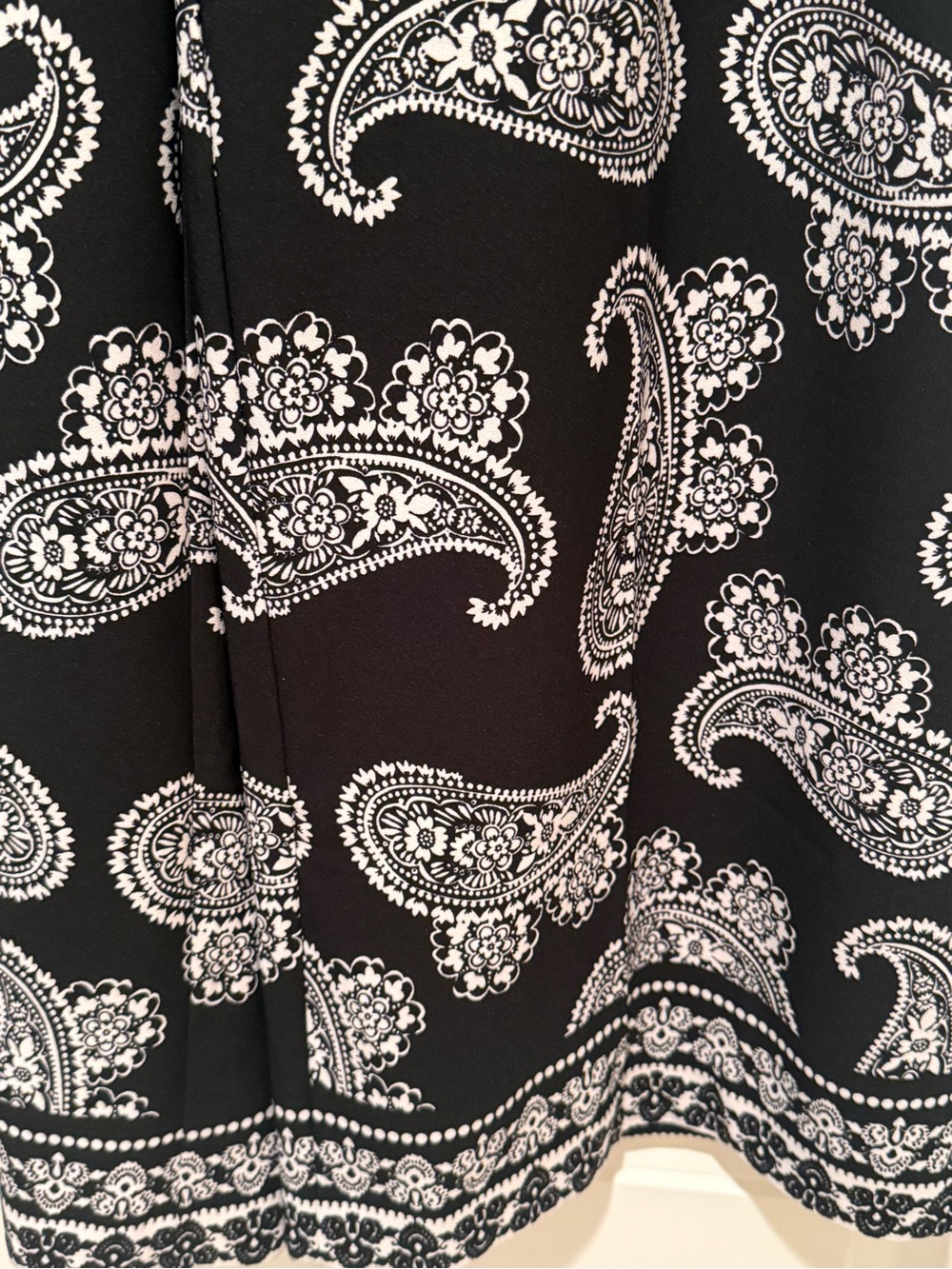 New York & Company Paisley Wide-Leg Palazzo Pants - Size Small - Picture 6 of 14